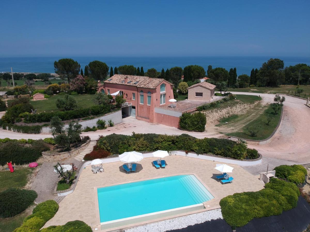 Nontiscordardime B&B Villa Agriturismo Civitanova Marche Zewnętrze zdjęcie